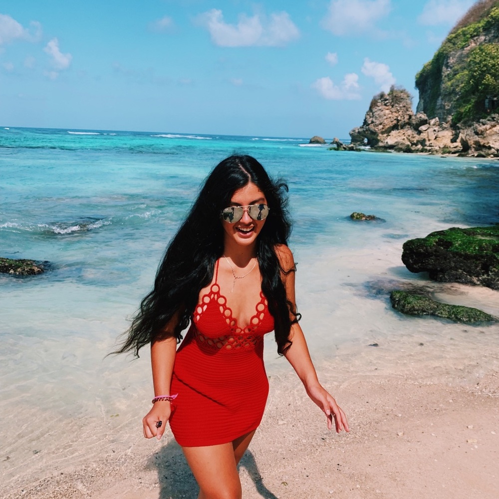 Meet your Posher, Kiana